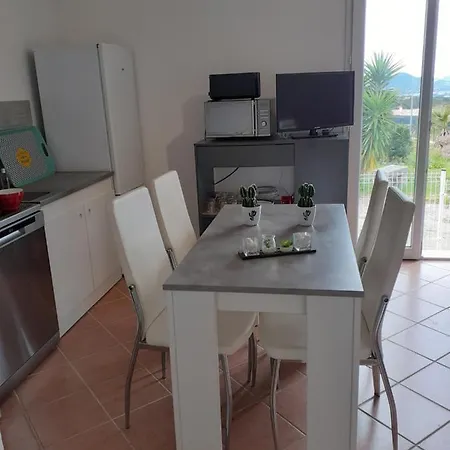 Calme Et Agreable A Proximite D'ajaccio Canale Cabanes