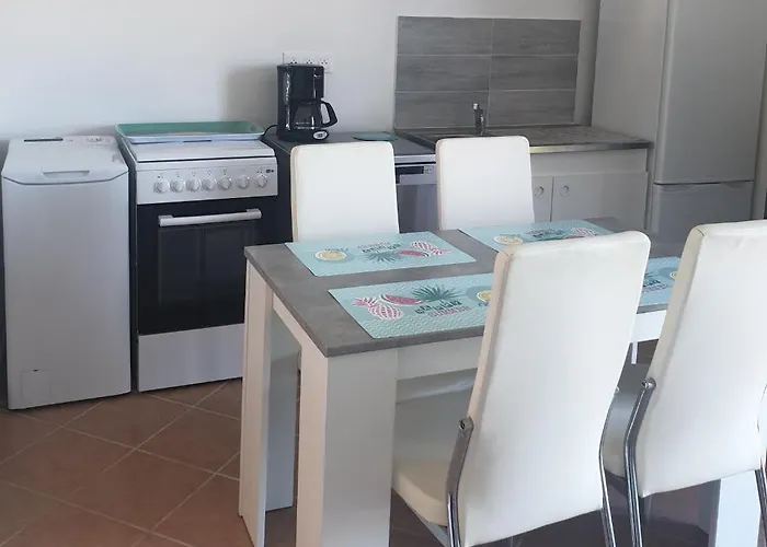 Tatil Evi Calme Et Agreable A Proximite D'ajaccio Canale Cabanes