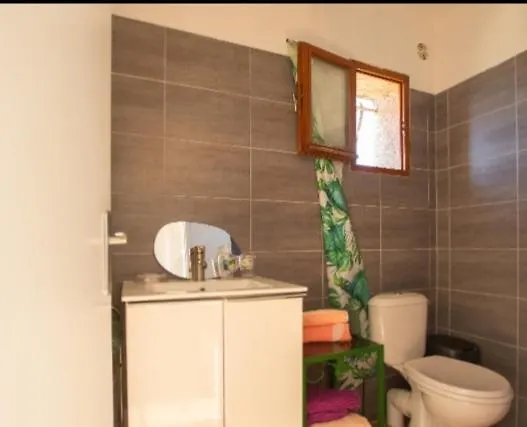 Calme Et Agreable A Proximite D'ajaccio Tatil Evi *